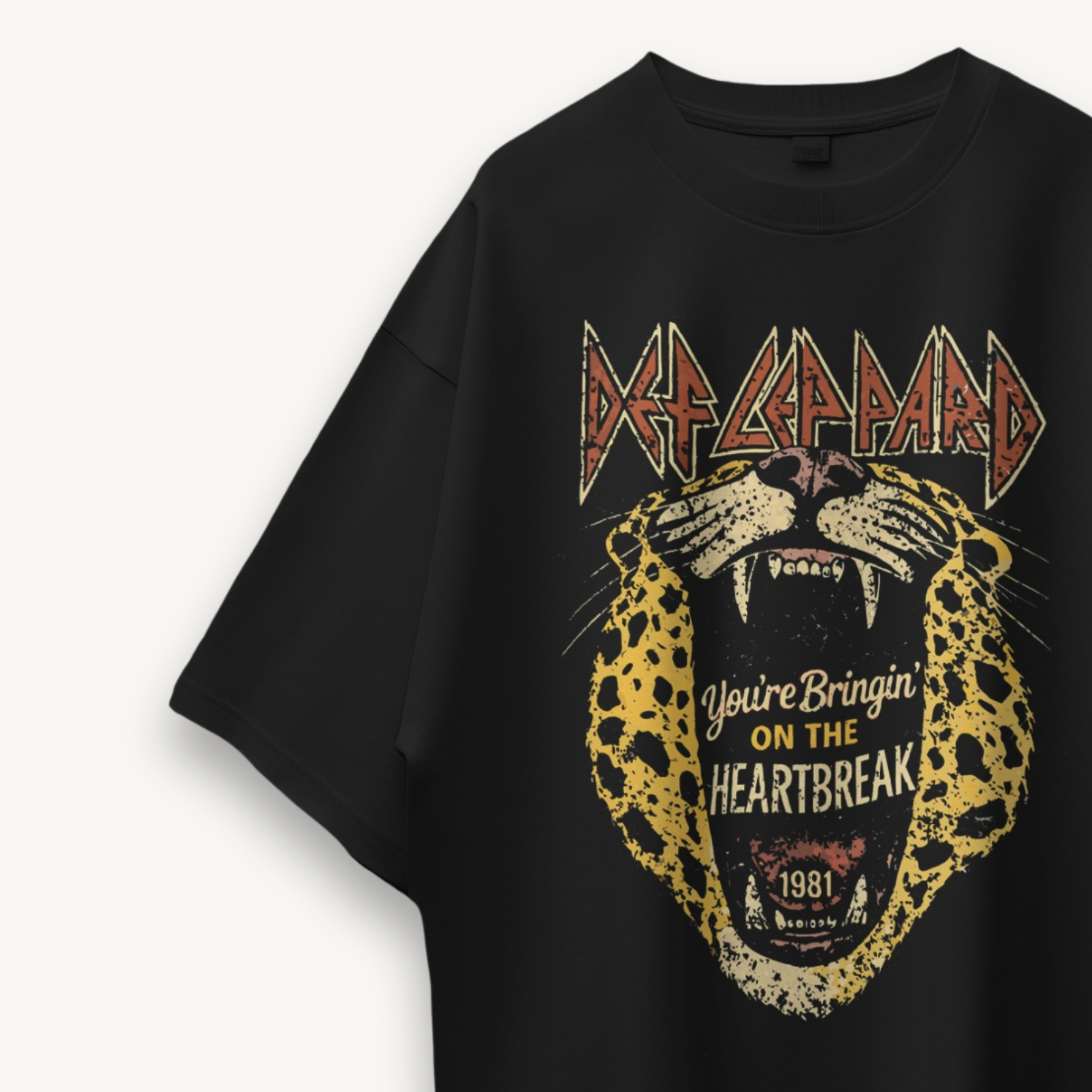 Def Leppard Bringin On The Heartbreak India '26 Black Oversized Tee